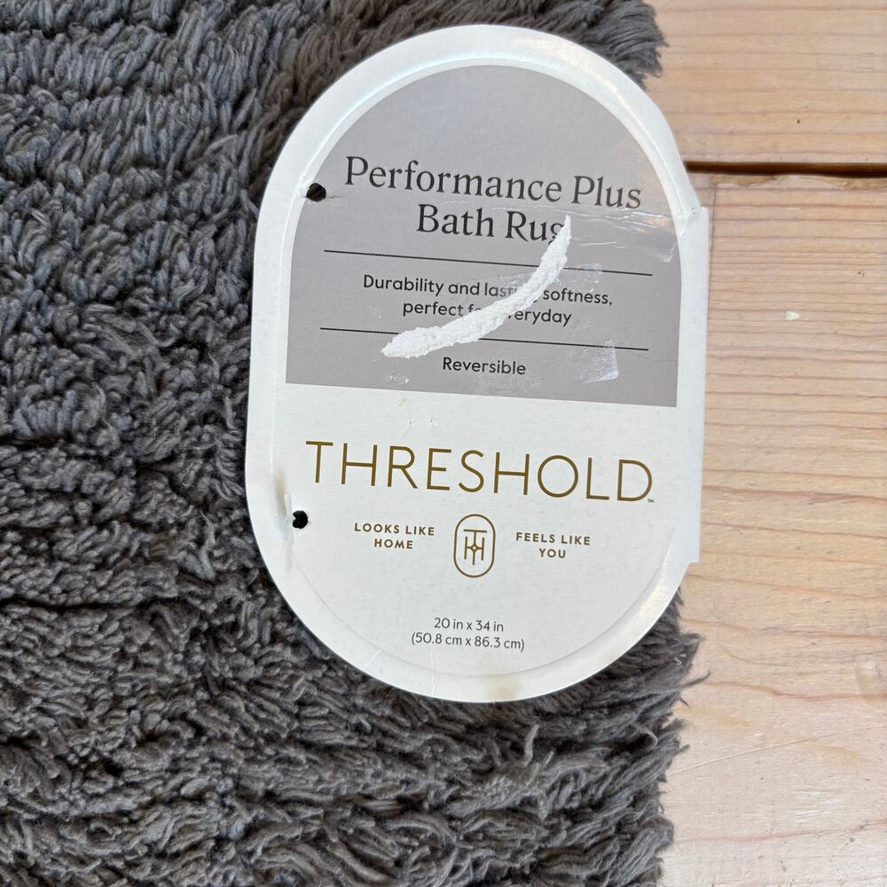 Threshold NWT Gray Performance Plus Reversible 100% Cotton Bath Rug 20x34 - Picture 2 of 5